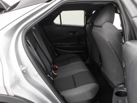 Toyota C-HR CH Toyota C-HR - MY25