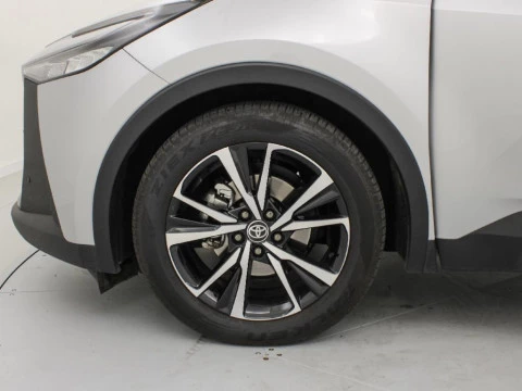 Toyota C-HR CH Toyota C-HR - MY25