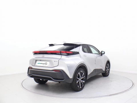 Toyota C-HR CH Toyota C-HR - MY25