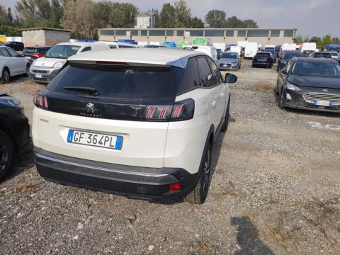 Peugeot 3008 1.5 BlueHDi 96kW (130CV) S&S Allure EAT8