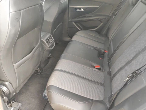 Peugeot 3008 1.5 BlueHDi 96kW (130CV) S&S Allure EAT8