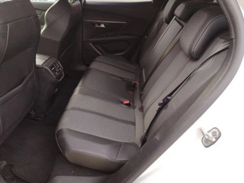 Peugeot 3008 1.5 BlueHDi 96kW (130CV) S&S Allure EAT8