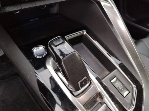 Peugeot 3008 1.5 BlueHDi 96kW (130CV) S&S Allure EAT8