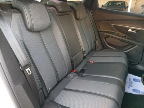 Peugeot 3008 1.5 BlueHDi 96kW (130CV) S&S Allure EAT8