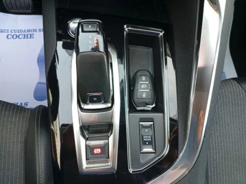 Peugeot 3008 1.5 BlueHDi 96kW (130CV) S&S Allure EAT8