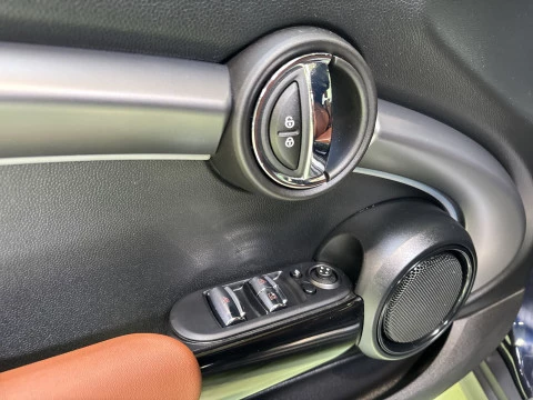 MINI Cabrio S 131 kW (178 CV)