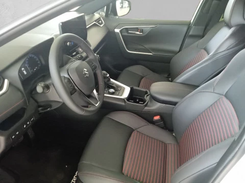 Suzuki Across 2.5 PHEV 4WD