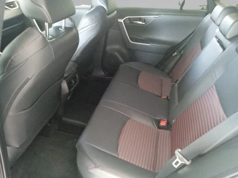 Suzuki Across 2.5 PHEV 4WD