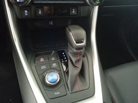 Suzuki Across 2.5 PHEV 4WD