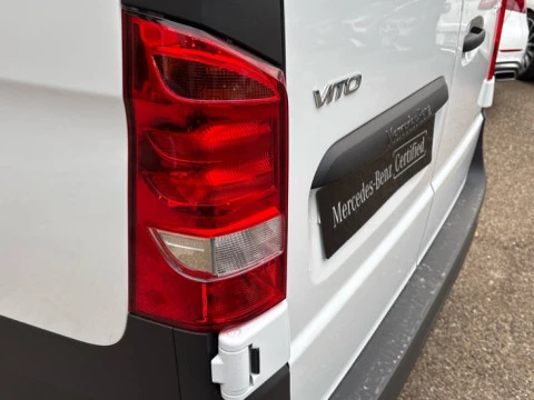 Mercedes-Benz Vito Nuevo Vito 110 CDI Furgón BASE Larga
