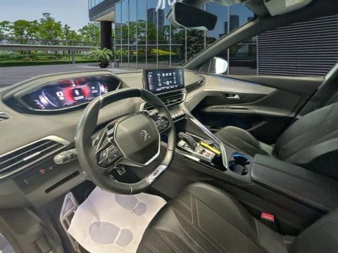 Peugeot 5008 2.0 BlueHDi 133kW S&S GT EAT8