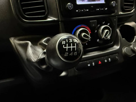 Citroën Jumper 3.3 L2 H2 BHDI 103kW (140CV) S&S 6 V. M