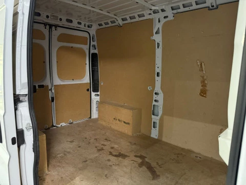 Citroën Jumper 3.3 L2 H2 BHDI 103kW (140CV) S&S 6 V. M