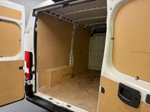 Citroën Jumper 3.3 L2 H2 BHDI 103kW (140CV) S&S 6 V. M