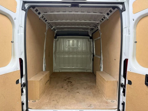 Citroën Jumper 3.3 L2 H2 BHDI 103kW (140CV) S&S 6 V. M