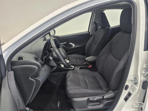 Toyota Yaris 120H 1.5 Active Plus