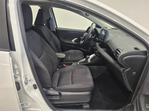 Toyota Yaris 120H 1.5 Active Plus