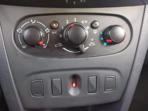 Dacia Sandero Comfort TCE 66kW (90CV) - 18