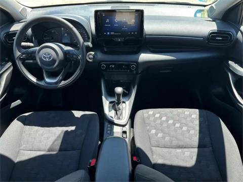 Toyota Yaris ACTIVE PLUS