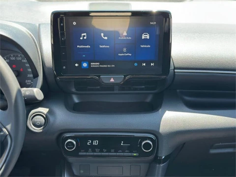 Toyota Yaris ACTIVE PLUS