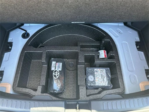 Toyota Yaris ACTIVE PLUS