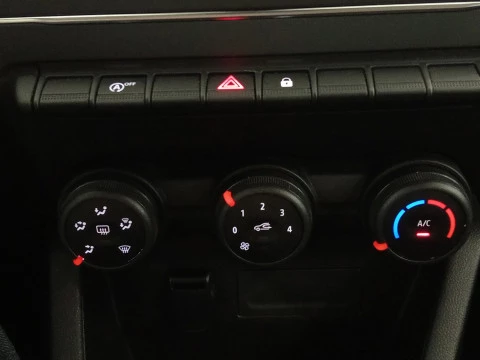 Renault Clio  Sce Authentic 49kW