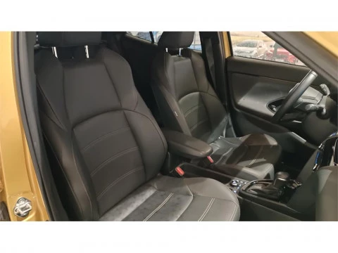 Toyota Yaris Cross 5 Puertas Premiere Edition 120H e-CVT (AWD-i)