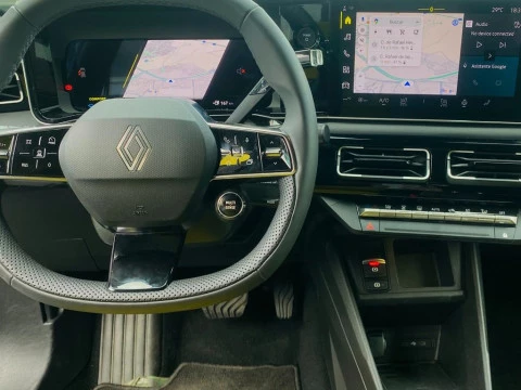 Renault R5 E-Tech R5 Iconic cinq autonomia confort 110 kW