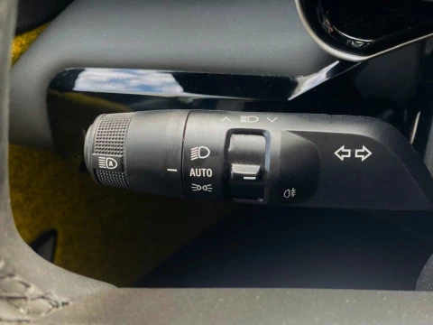 Renault R5 E-Tech R5 Iconic cinq autonomia confort 110 kW