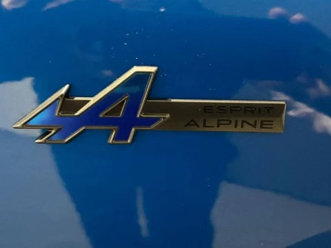 Renault Rafale Esprit Alpine E-Tech full hybrid 147kW