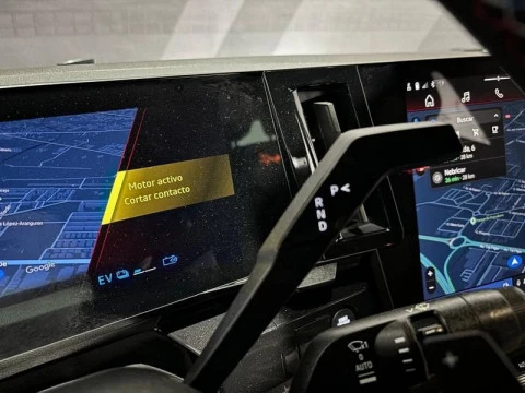 Renault Rafale Esprit Alpine E-Tech full hybrid 147kW