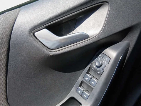 Ford Puma 1.0 EcoBoost MHEV Titanium Auto 92 kW (125 CV)