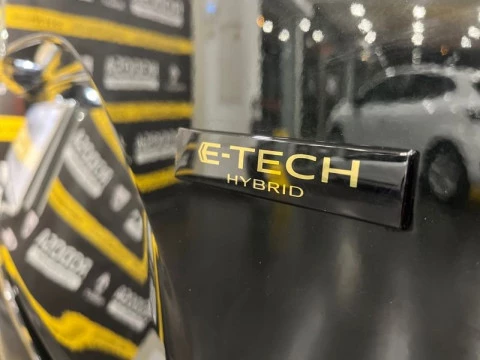 Renault Espace Techno E-Tech full hybrid 146kW