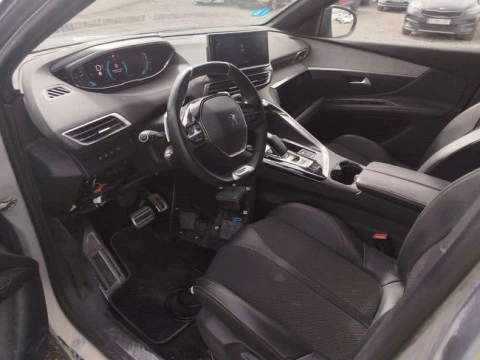 Peugeot 3008 Hybrid 300 e-EAT8 GT