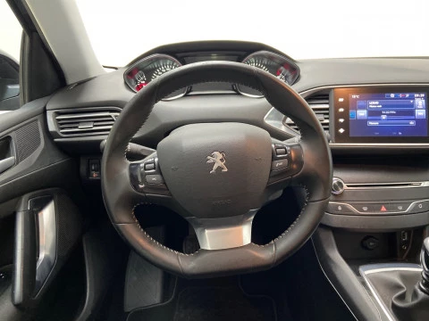 Peugeot 308 Business Line BlueHDi 120 S&S 6 Vel. MAN ?6.2