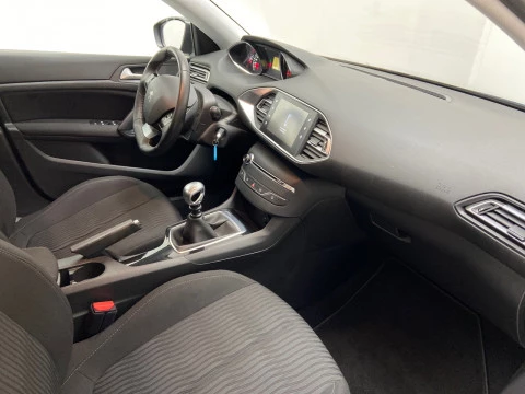 Peugeot 308 Business Line BlueHDi 120 S&S 6 Vel. MAN ?6.2
