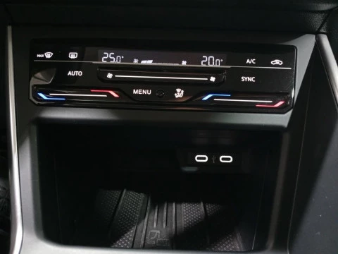 Volkswagen Polo ``Mas`` 1.0 TSI 70 kW (95 CV) DSG