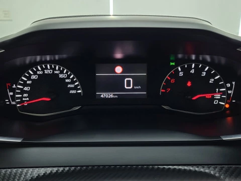 Peugeot 2008 Active Pack Puretech 100 S&S BVM6