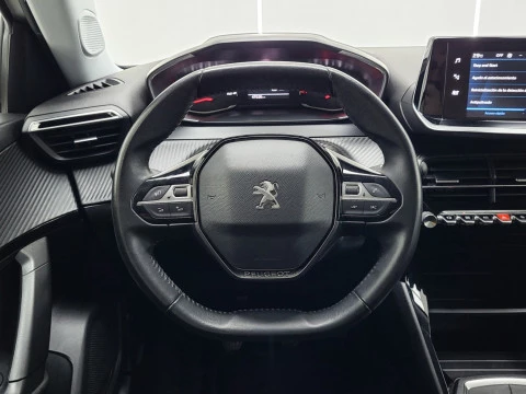 Peugeot 2008 Active Pack Puretech 100 S&S BVM6