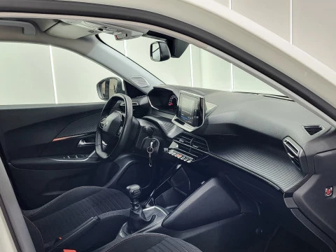 Peugeot 2008 Active Pack Puretech 100 S&S BVM6