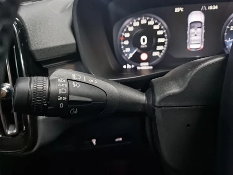 Volvo XC40 1.5 T2 Essential Auto