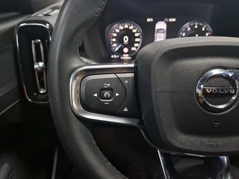 Volvo XC40 1.5 T2 Essential Auto