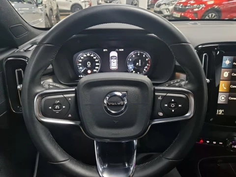 Volvo XC40 1.5 T2 Essential Auto