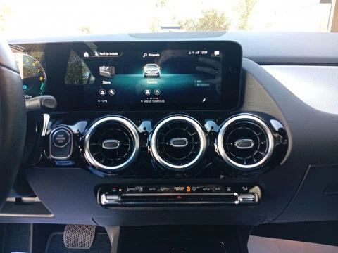 Mercedes-Benz GLA GLA 250 e