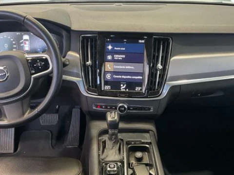 Volvo V90 2.0 D4 Business Plus Auto
