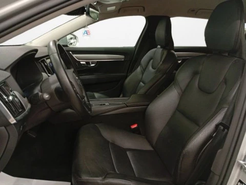 Volvo V90 2.0 D4 Business Plus Auto