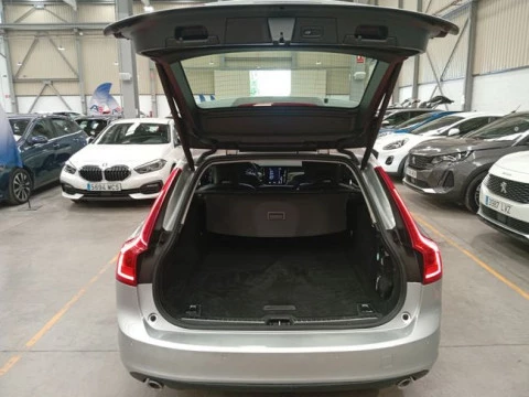 Volvo V90 2.0 D4 Business Plus Auto