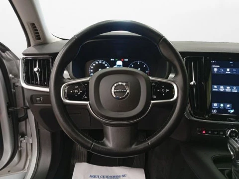 Volvo V90 2.0 D4 Business Plus Auto