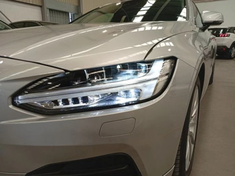 Volvo V90 2.0 D4 Business Plus Auto