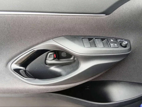 Toyota Yaris Cross 120H Active Plus 85 kW (116 CV)